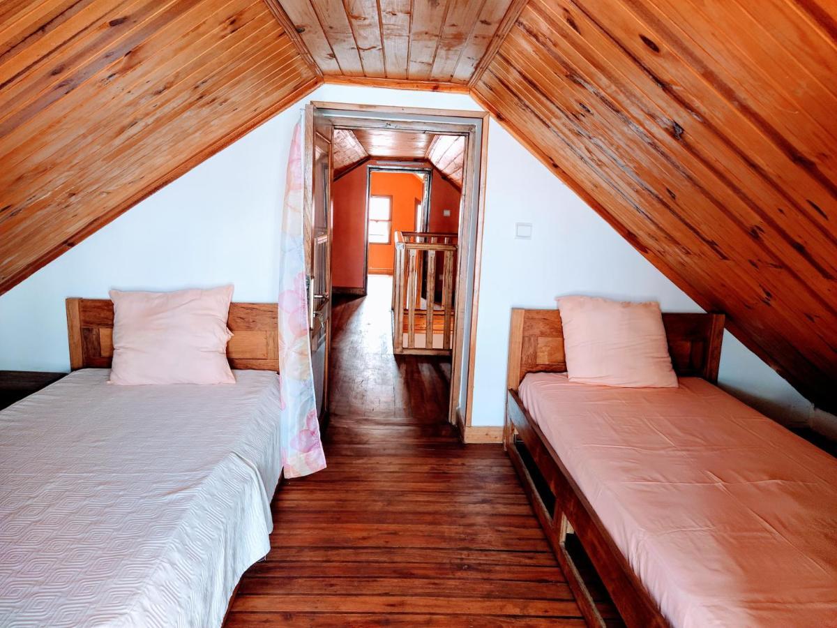 Oceanis Home & Voyages Ivato  Exterior photo